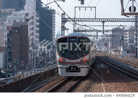 JR West Japan 323 Series Osaka Loop Line (composition photo) 64066029