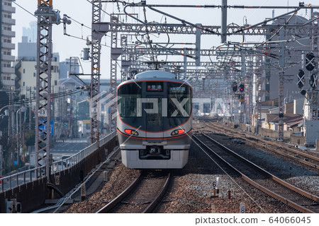 JR West Japan 323 Series Osaka Loop Line (composition photo) JR West Japan 323 Series Osaka Loop Line (composition photo) 64066045