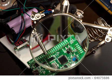 electronic components and microcircuits - assembly electronic components and microcircuits - assembly 64073886
