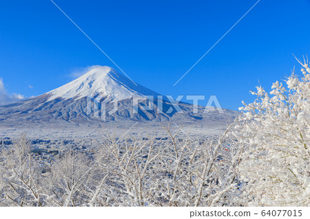 富士山_富士山的冬季風景 富士山_富士山的冬季風景 64077015