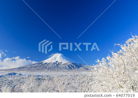 富士山_富士山的冬季風景 64077019