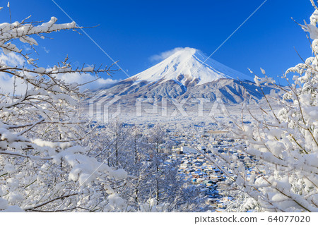 富士山_富士山的冬季風景 富士山_富士山的冬季風景 64077020