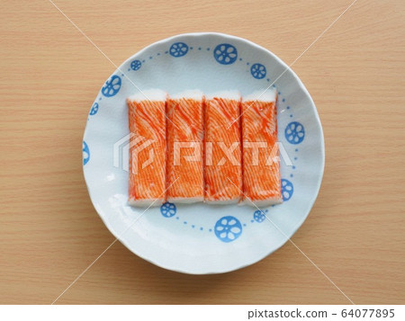 4 square crab meats in a ceramic plate 4 square crab meats in a ceramic plate 64077895