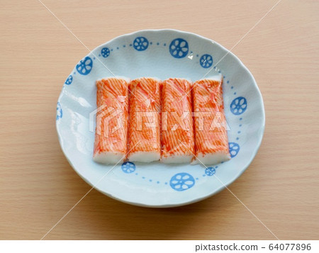 4 square crab meats in a ceramic plate 4 square crab meats in a ceramic plate 64077896