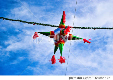 墨西哥瓦哈卡州的彩陶罐 64084476