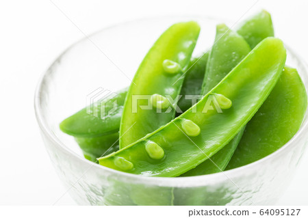 春季蔬菜豌豆的圖像照片 春季蔬菜豌豆的圖像照片 64095127