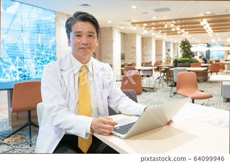 諮詢醫生醫療業務形象 64099946