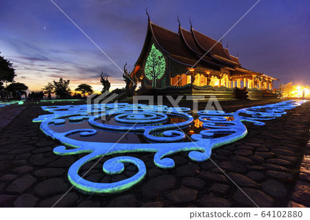 Sunset View of Wat Sirindhorn Wararam Phu Prao, Glow in the Dark Temple, Ubon Ratchathani, Thailand Sunset View of Wat Sirindhorn Wararam Phu Prao, Glow in the Dark Temple, Ubon Ratchathani, Thailand 64102880