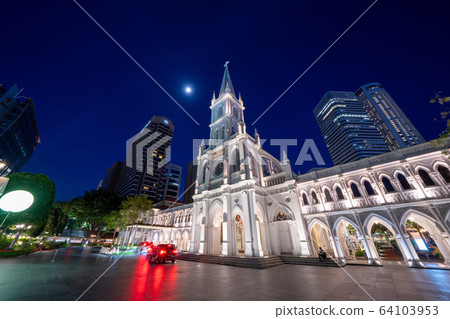 Singapore Chimes (CHIJMES) night view 64103953