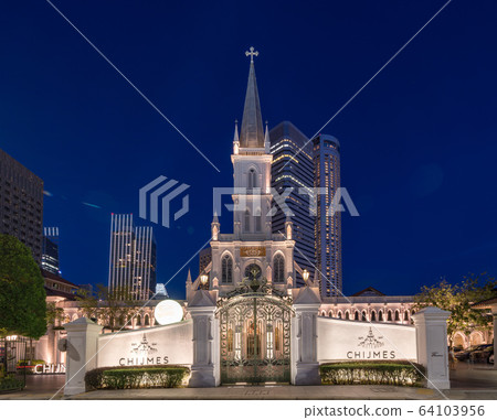 Singapore Chimes (CHIJMES) night view Singapore Chimes (CHIJMES) night view 64103956
