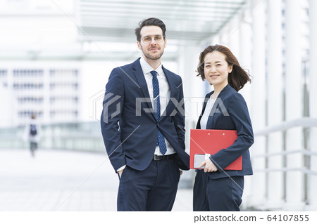International business team 64107855