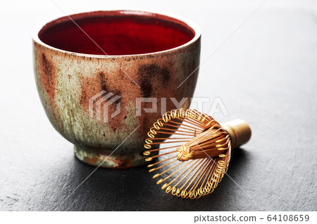 Ceramics bowl and chasen 64108659