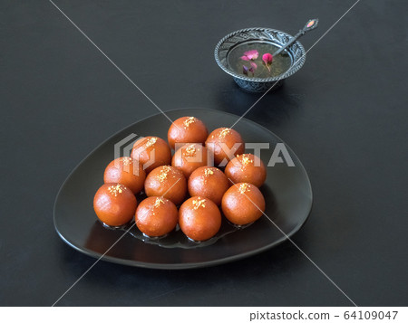 Traditional sweet Gulab Jamun, Indian sweets Traditional sweet Gulab Jamun, Indian sweets 64109047