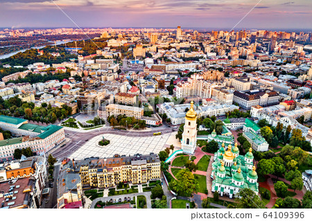 View of Saint Sophia Cathedral in Kiev, Ukraine View of Saint Sophia Cathedral in Kiev, Ukraine 64109396