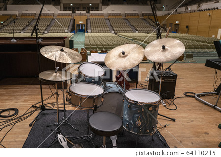 Stage drum set (vintage) 64110215