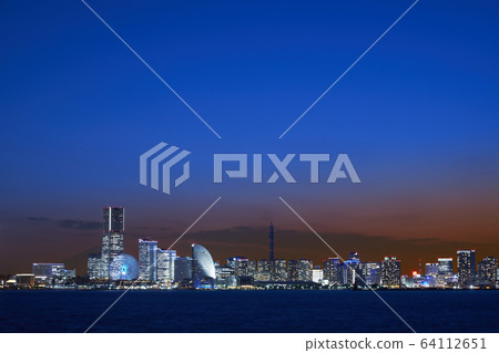 橫濱夜景（從大國碼頭出發） 64112651