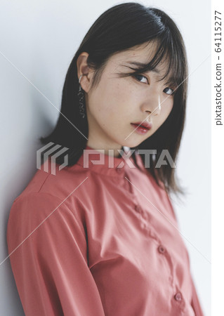 Woman Woman 64115277