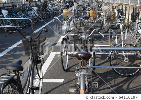 bicycle parking space  64116197