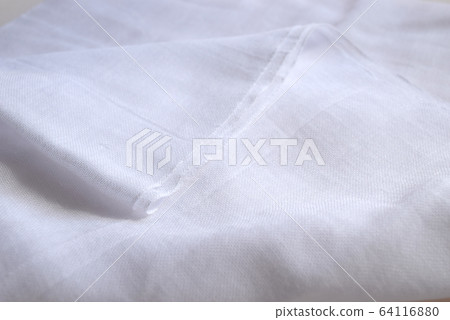 Let's make a mask with gauze 64116880