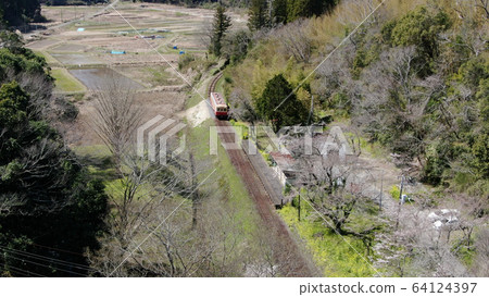 小湊鐵路一草大久保站 小湊鐵路一草大久保站 64124397