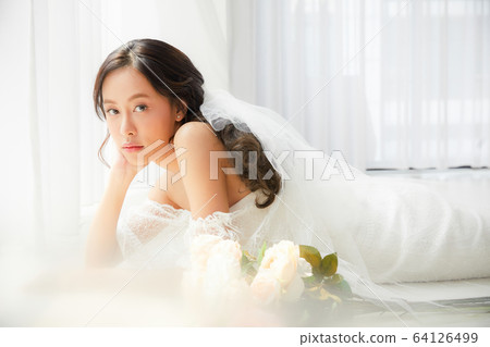 美麗的女人新娘新娘新娘禮服模特人圖材料 美麗的女人新娘新娘新娘禮服模特人圖材料 64126499