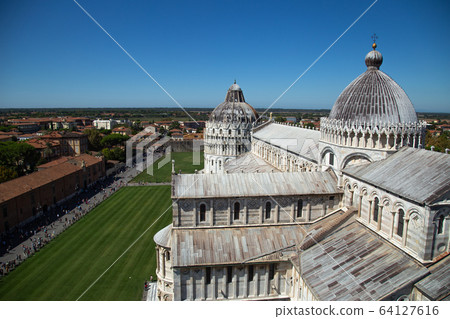 Italy Tourism: World Heritage, Leaning Tower of Pisa to Piazza del Dumo 64127616