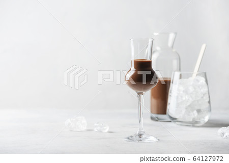 Sweet chocolate liqueur 64127972