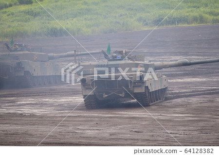 10型坦克 64128382