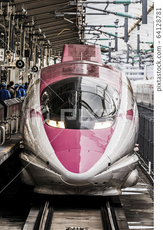 Hello Kitty Shinkansen Series 500