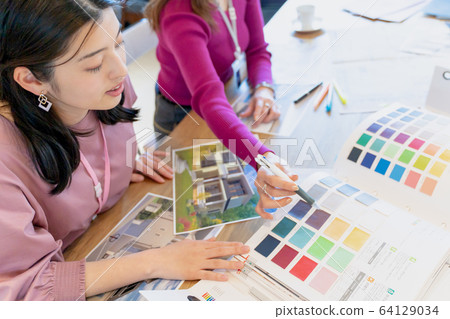 Housing / Interior II Meeting Image 64129034