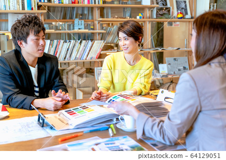 Housing / Interior II Meeting Image 64129051