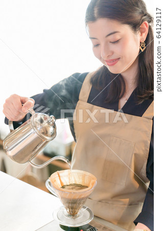 Delicious coffee, brewed Delicious coffee, brewed 64129117