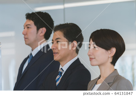 商務人士 商務團隊 業務團隊 64131847