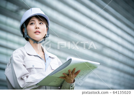 Worker Female General contractor 64135020