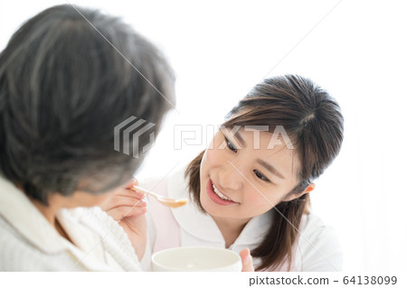 護理高級女人 64138099