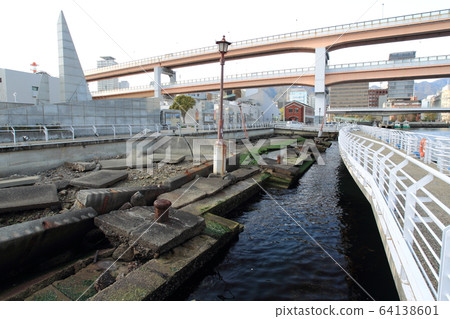 Kobe Port Earthquake Memorial Park 64138601