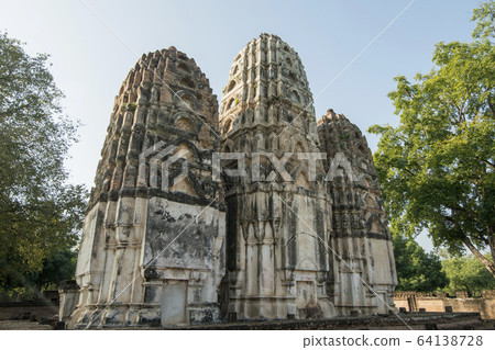 ASIA THAILAND SUKHOTHAI WAT SI SAWAI TEMPLE ASIA THAILAND SUKHOTHAI WAT SI SAWAI TEMPLE 64138728