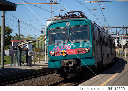 意大利旅遊:意大利鐵路 意大利旅遊:意大利鐵路 64139253