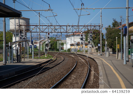 Italy Tourism: Italian Railway Italy Tourism: Italian Railway 64139259