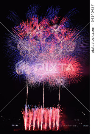 Nishi-Awa Fireworks "Marutamaya Kokatsu Fireworks Store" Nishi-Awa Fireworks "Marutamaya Kokatsu Fireworks Store" 64140487