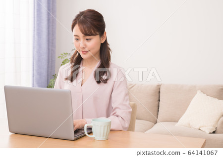 Home work young woman Home work young woman 64141067