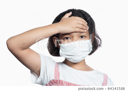 Children wear germ prevention masks Children wear germ prevention masks 64141586