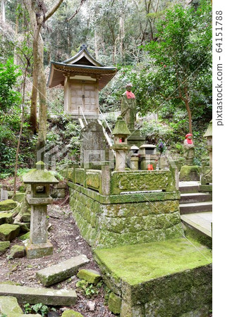 Owari Koyasanzune Mune Iwaoyaji Owari Koyasanzune Mune Iwaoyaji 64151788