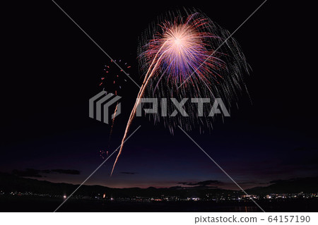 全國煙花比賽“阿爾卑斯煙產業” 64157190