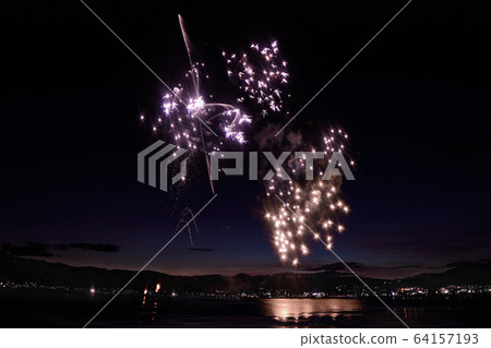 全國煙花比賽``伊那煙花Hor內煙花商店'' 全國煙花比賽``伊那煙花Hor內煙花商店'' 64157193