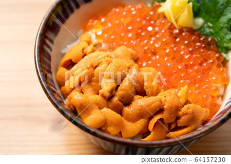 Unicolor rice bowl with sea urchin and salmon roe 64157230