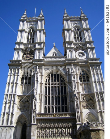 Westminster Abbey, formally titled the Collegiate Church of Saint Peter at Westminster, is a large, mainly Gothic abbey church in the City of Westminster, London, England, near Westminster Palace. 64162593