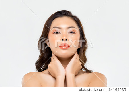 Beauty shot of glamorous Asian woman with makeup 64164685