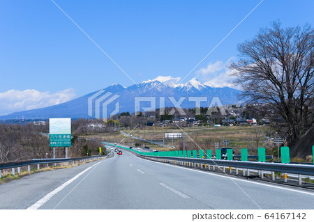 Yatsugatake seen from Chuo Expressway 64167142
