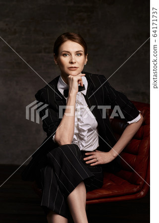 Girl photosession in unisex syle 64171737